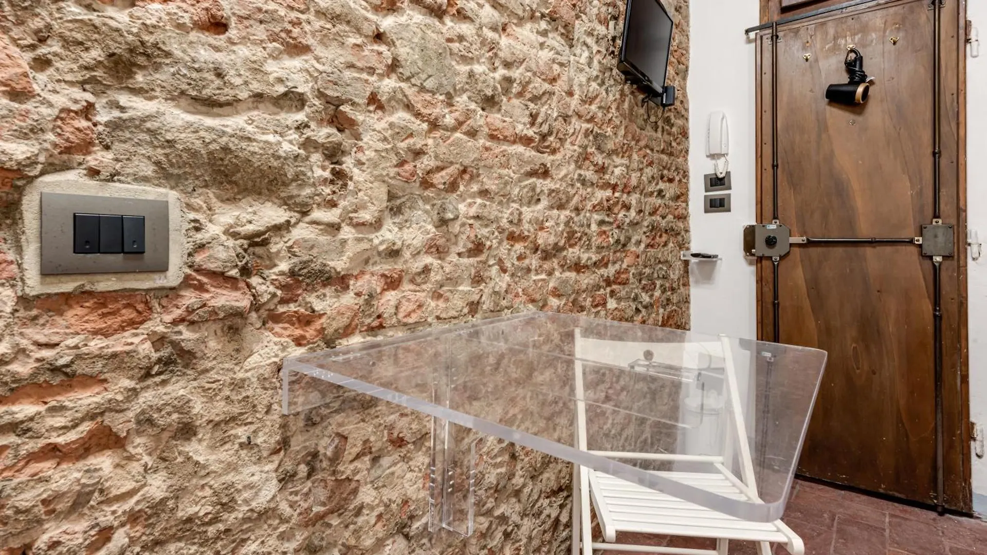 Apartment Studio In The Heart Of Florence Italy