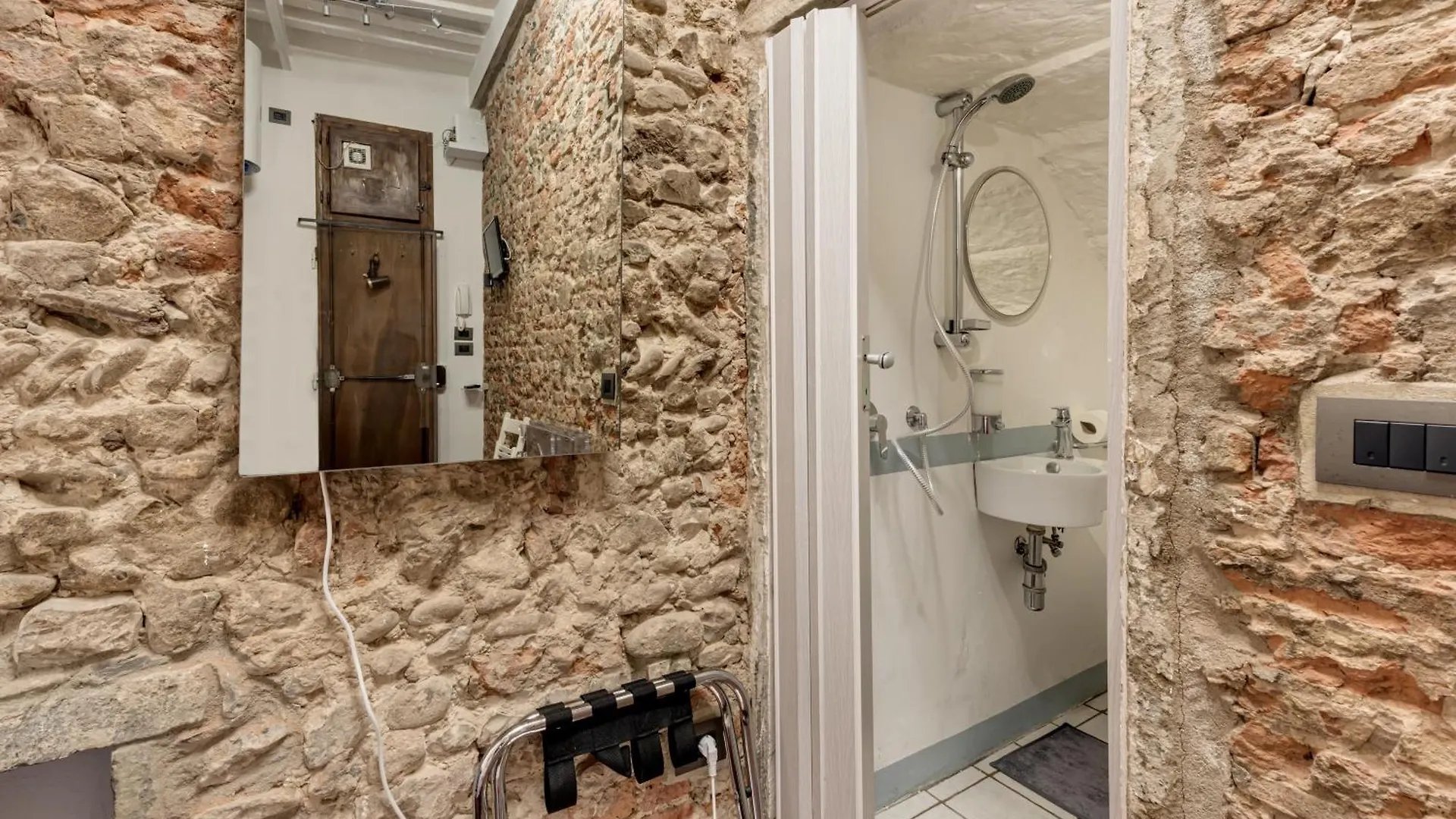 Studio In The Heart Of Florence Italy